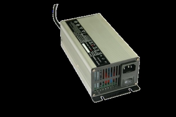 LiFePo4 Charger 14,6V 20Ah 220x120x70mm