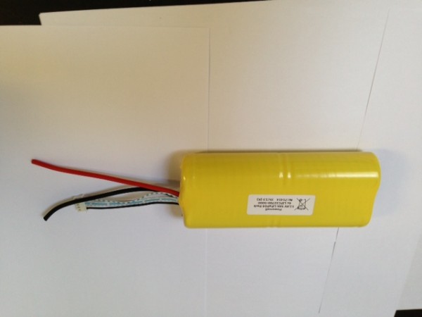 Powercell 4xLFPC32650 12.8V 5A 2x2sA kabels